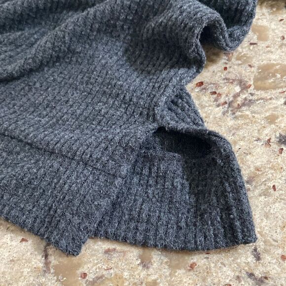 Sweater Lightweight Long Sleeve - Picture 4 of 5